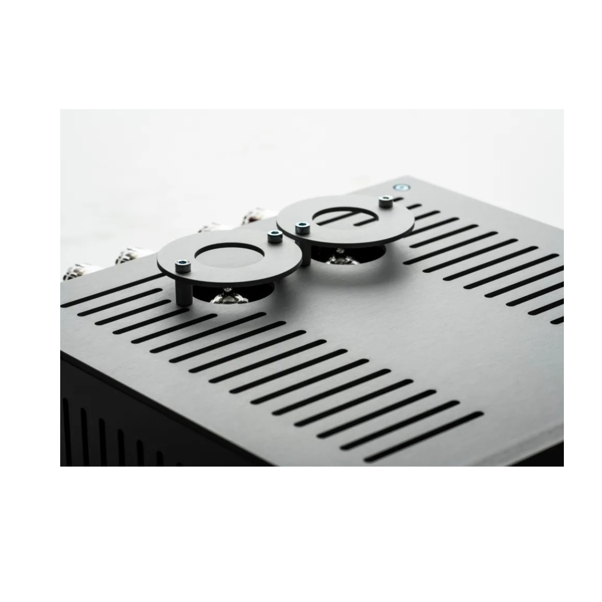 Pro-Ject Audio Systems Amp Box RS2 High End Stereo Power Amplifier (Made In Europe)