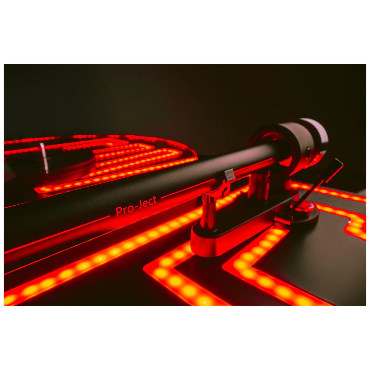 Pro-Ject Audio Systems ELVIS Turntable Limited Special Edition with Sumico Rainier Cartridge (Made In Europe)