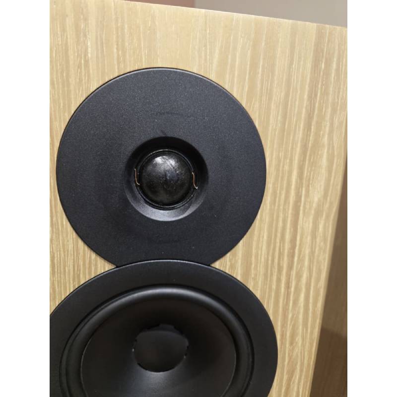 Evoke 50 (Dented unit) (4)