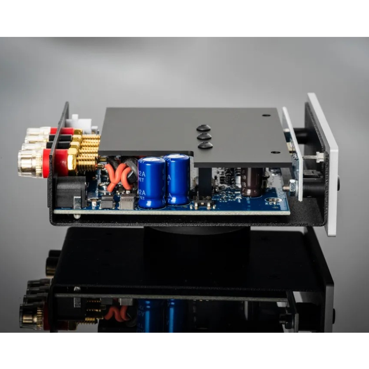 Pro-Ject Audio Systems Amp Box S3 Micro Audiophile Stereo Power Amplifier (Made In Europe)