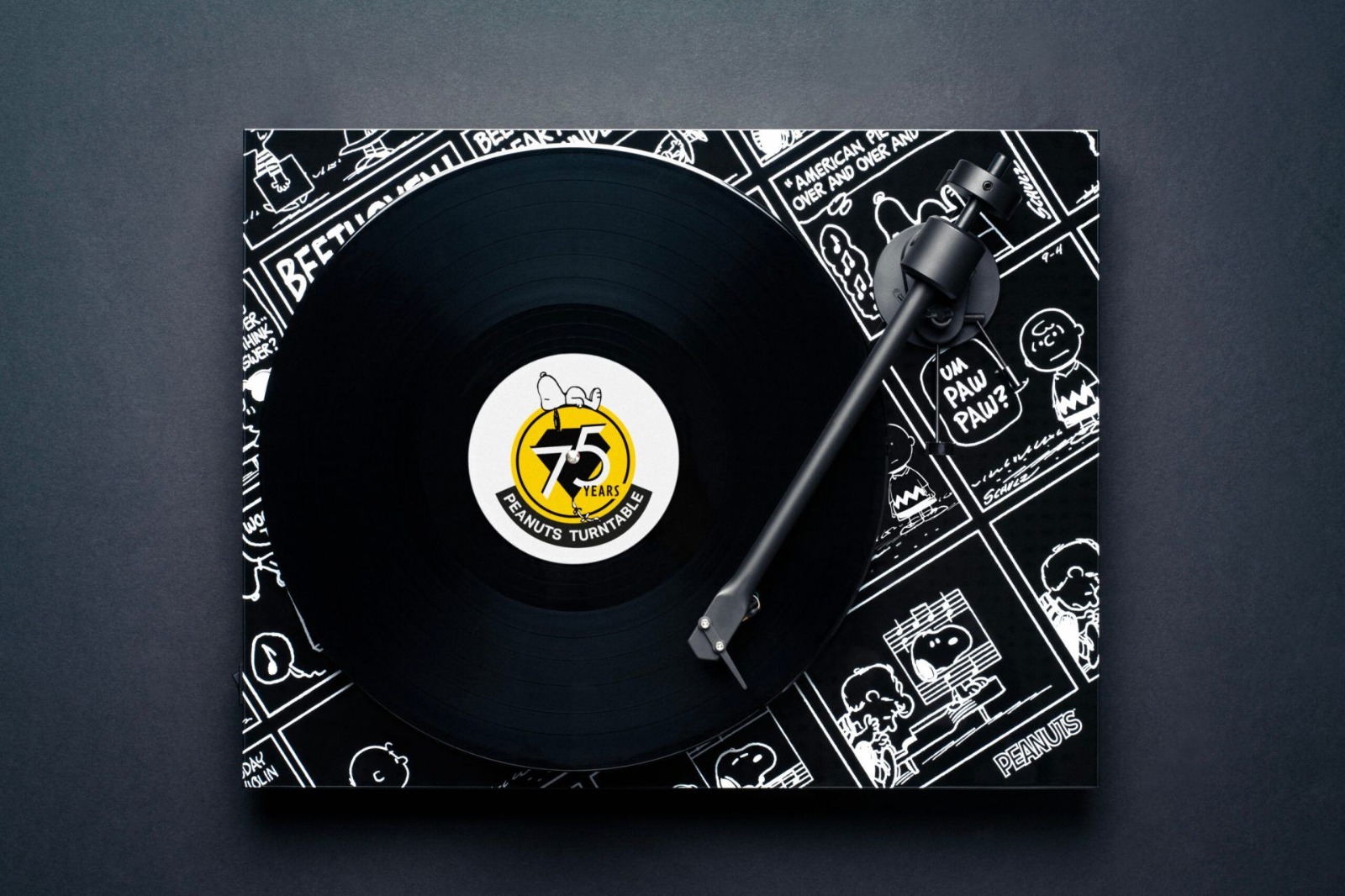 Pro-Ject Audio Systems Peanuts Turntable 75 years Peanuts Special With ortofon OM10 Cartridge (Made In Europe)