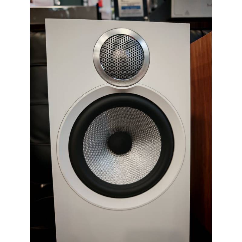 Bower & Wilkins B&W 606 S3 Bookshelf Speaker (5)