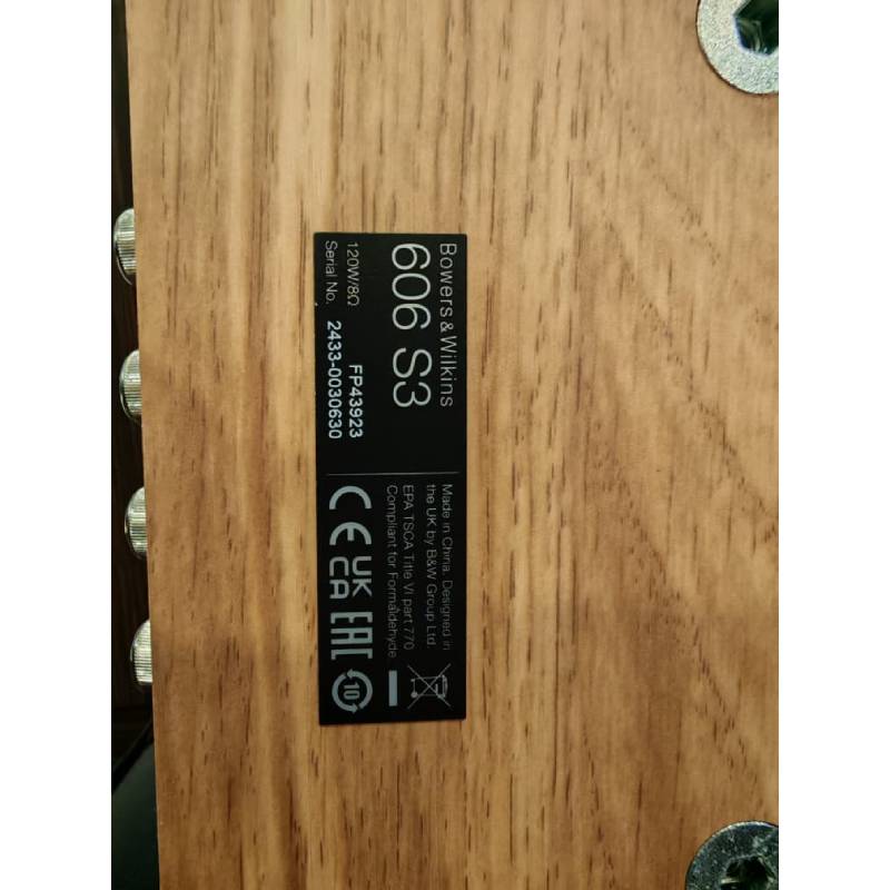 Bower & Wilkins B&W 606 S3 Bookshelf Speaker (7)