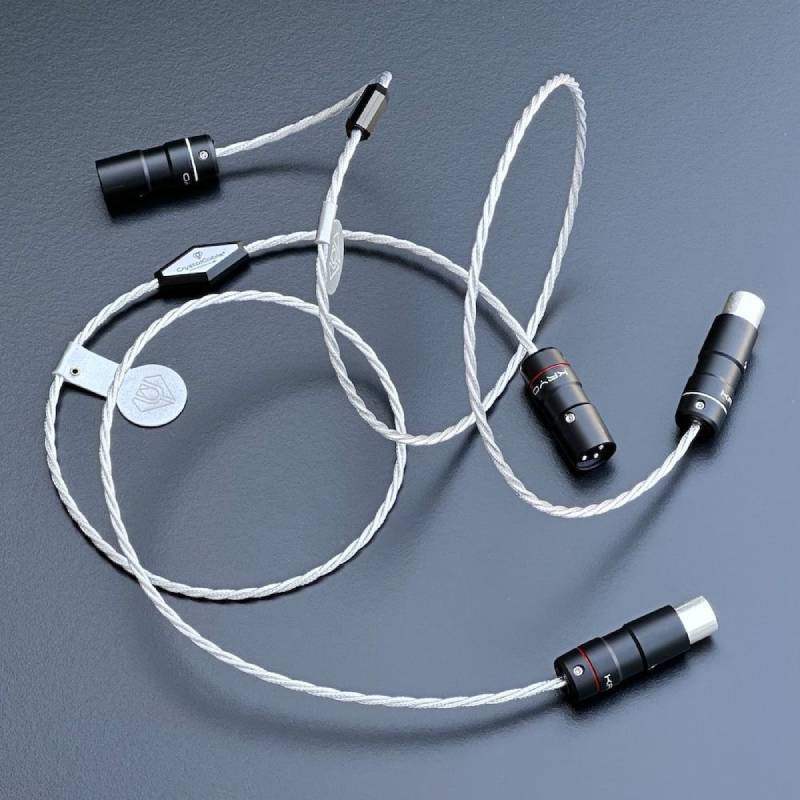 Crystal Cable Reference2 Diamond Interconnect Cable (3)