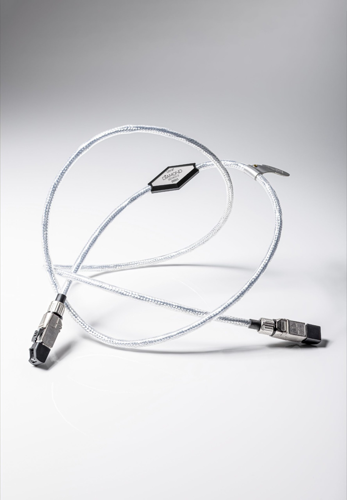 Crystal Cable Ultra2 Diamond Network-1000 (Made In Netherlands)