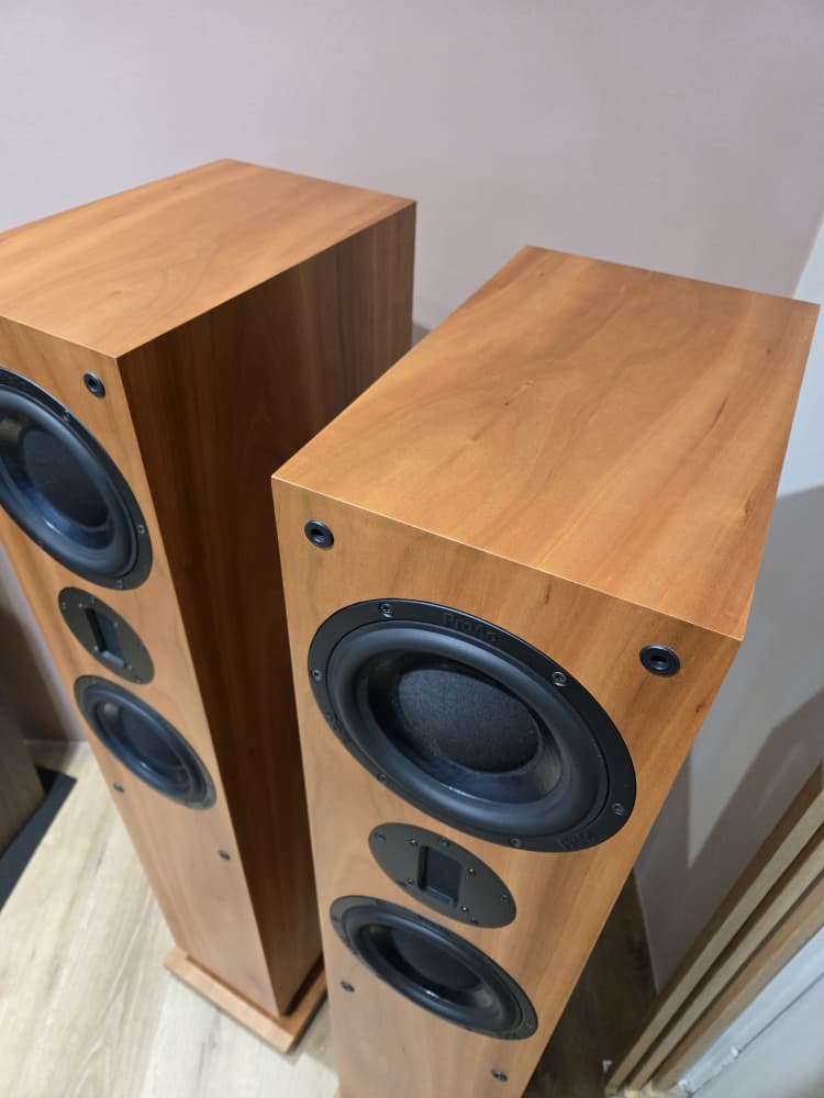 ProAc Response D48R (Cherry) Floorstand Speaker