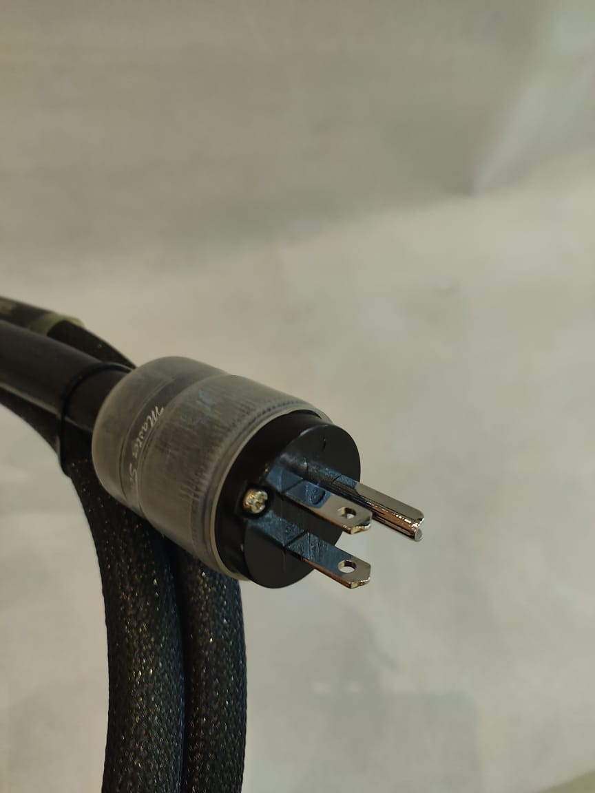 IMG_5169MS HD Power MS-40P Rhodium Power Cable US / 2.0m
